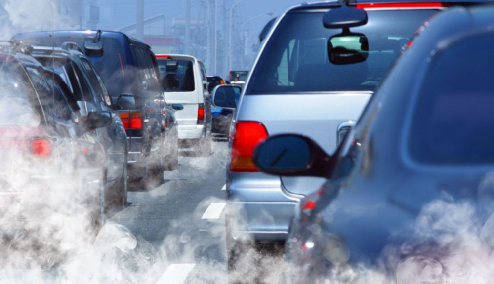 España se queda sola y Europa no prohibirá la venta de los coches diésel y gasolina