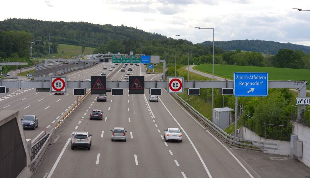 Suiza podría aprobar una reducción de la velocidad máxima en sus autopistas por la escasez de combustible