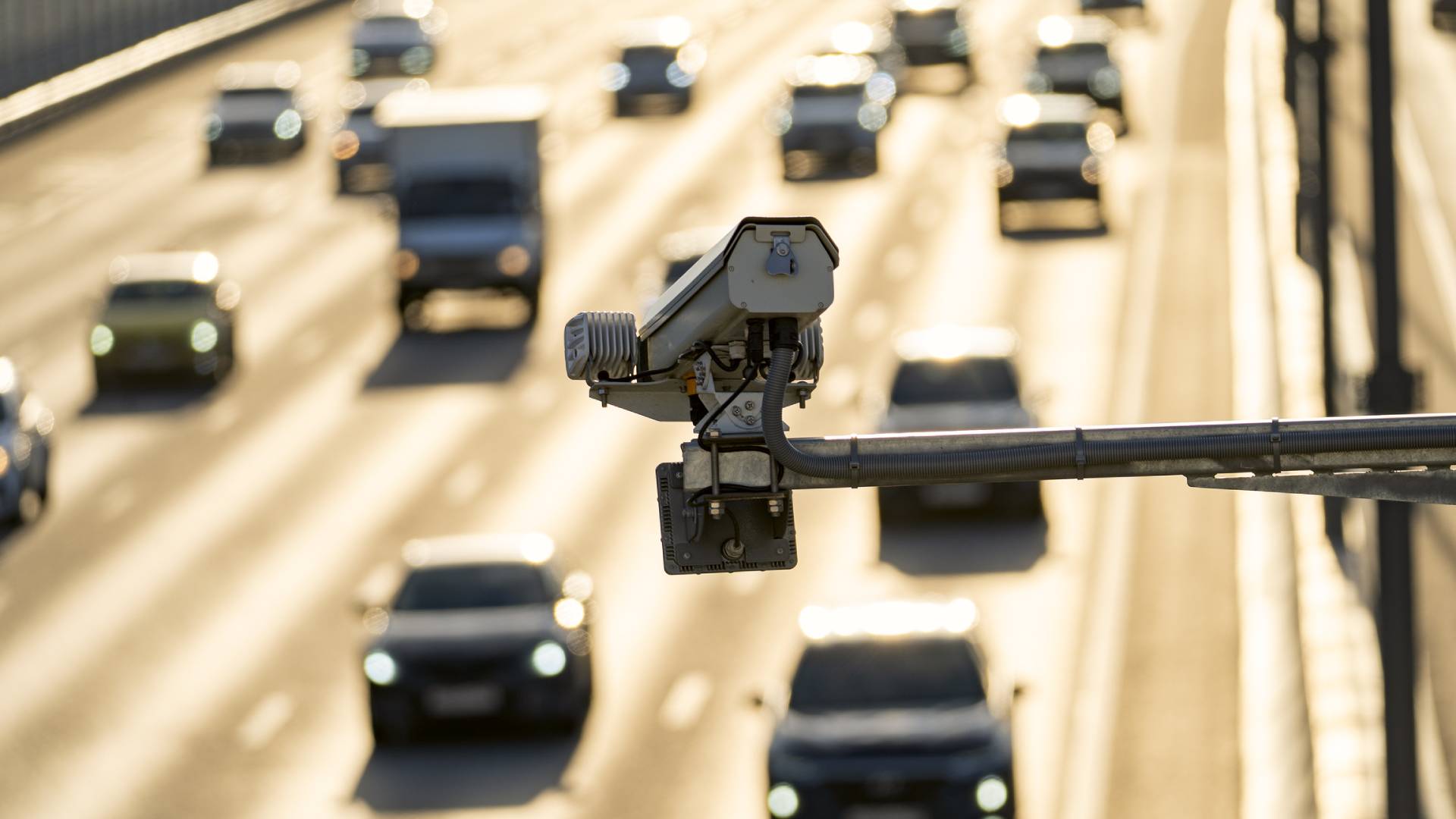 No son térmicos: el secreto mejor guardado de la DGT con sus nuevos radares