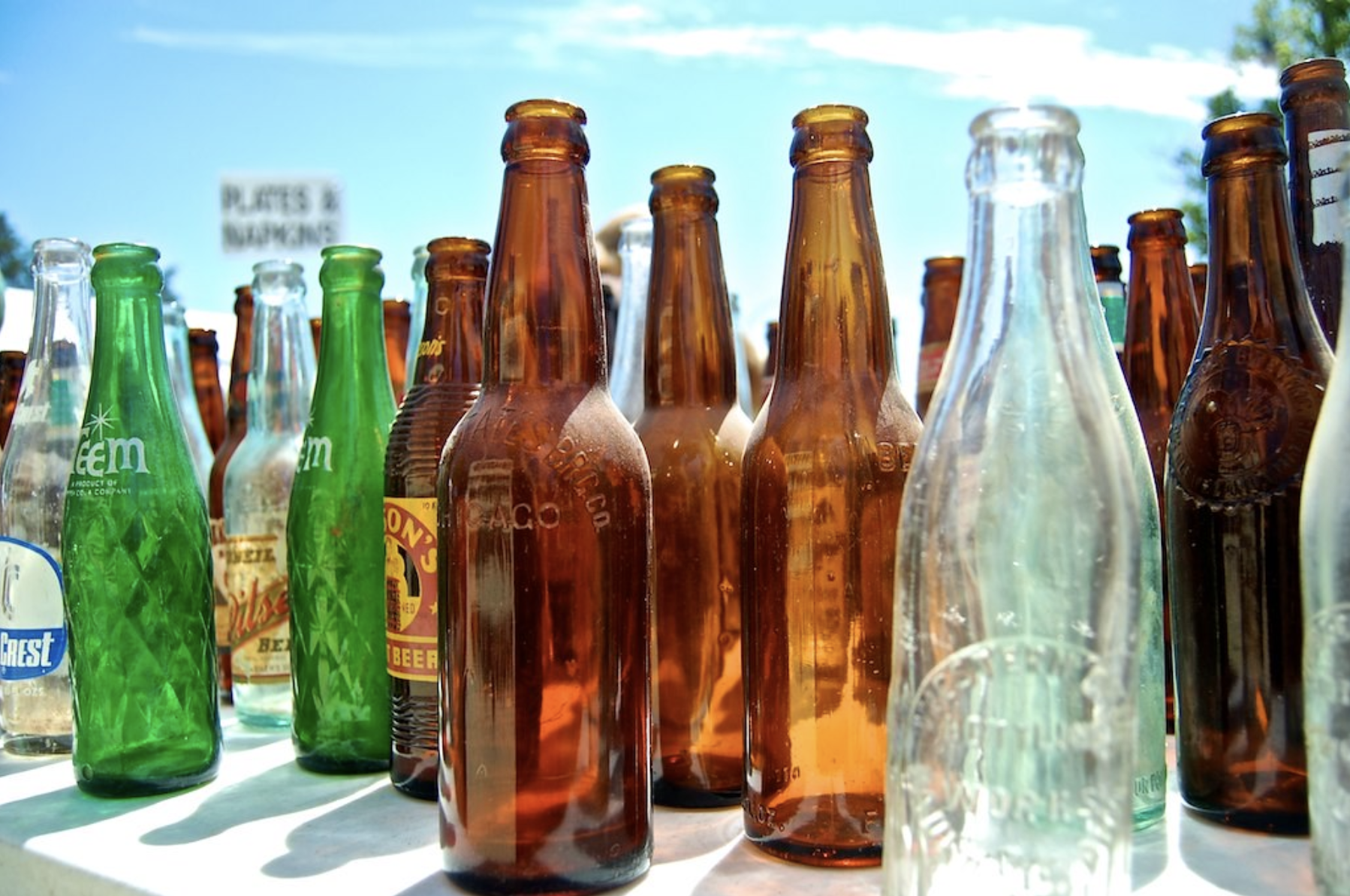 Con los retornables podemos ahorrarle al mar 7.600 millos de botellas de plástico (PET).