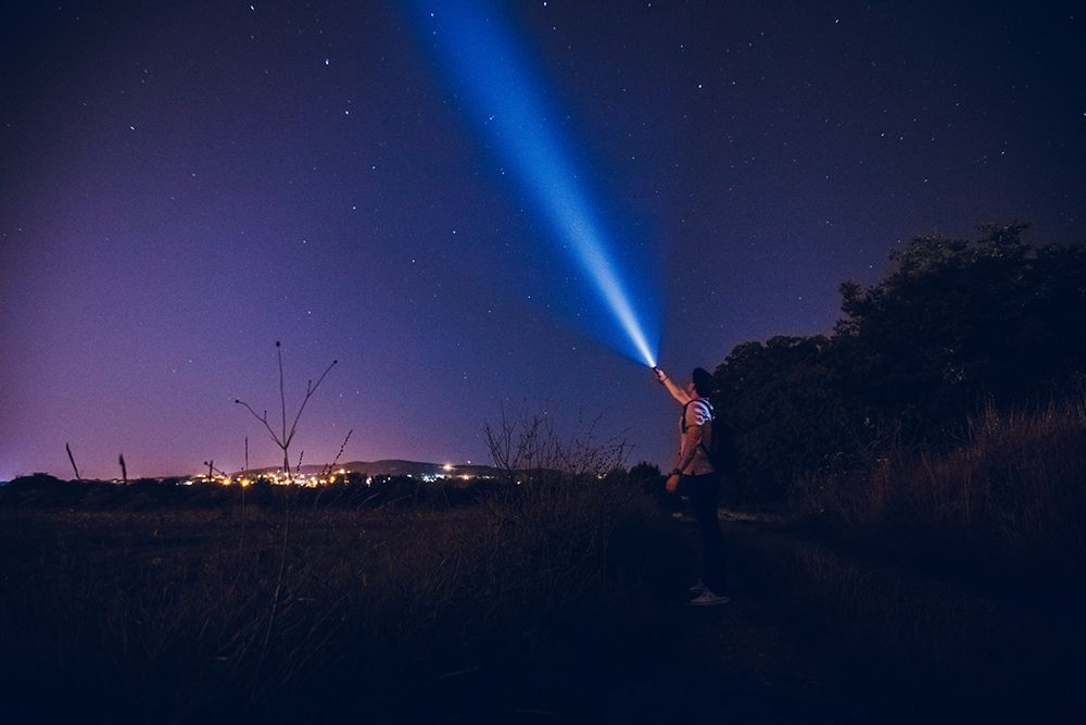 ¿Por qué no encontramos vida extraterrestre en el universo? iStock