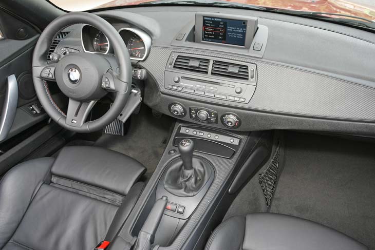 Austero, pero muy bien rematado, el interior es puramente BMW.