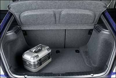 i_bmw320td_compact_4g.jpg