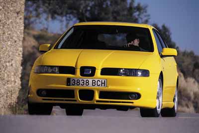 leoncupra4_1g.jpg leoncupra4_1g.jpg