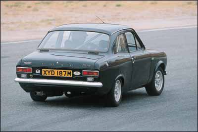 14fe063clasicos_escort7g.jpg