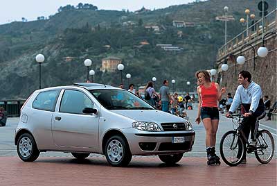 a8caf3nuevo_fiat_punto_5g.jpg