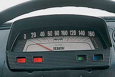 El velocímetro llega hasta los 160 km/h.