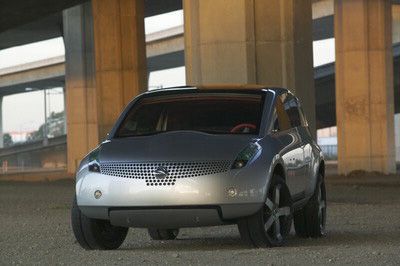 Detroit 2004: Nissan Actic