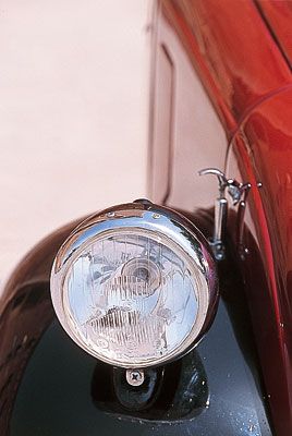 Los faros son muy llamativos.