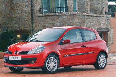 Imagen bastante conservadora en el nuevo Clio III
