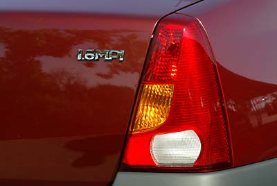 El Logan guarda similitudes con el anterior Renault Mégane.