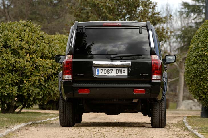 Se fabrica en dos versiones, una Diesel y otra de gasolina.