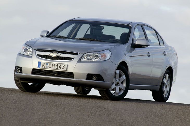 Diseño elegante para un Epica en el que se aprecian la nueva estética de Chevrolet.
