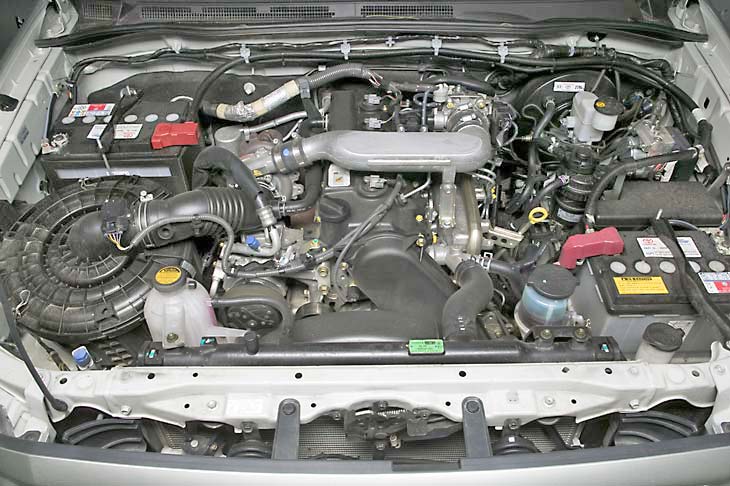 El motor de 102 CV se queda muy escaso.