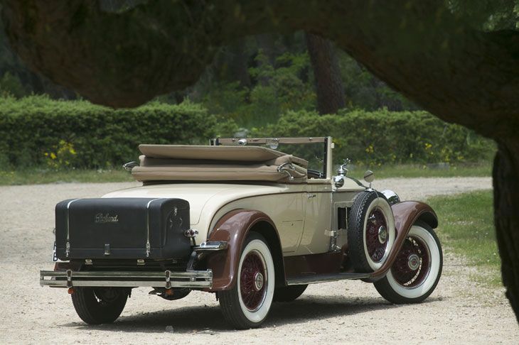 El Packard Custom Eight posee un chasis más robusto y pesado que el de la mayoría de camiones de su época.