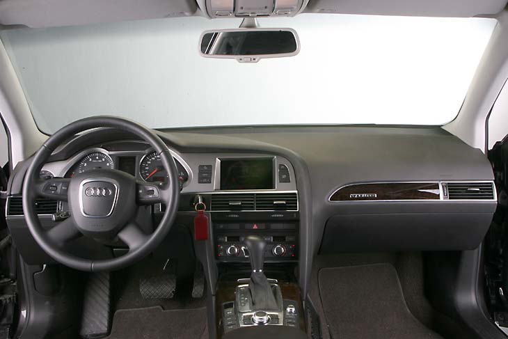 Cambio automático Tiptronic. No cuenta con reductora.