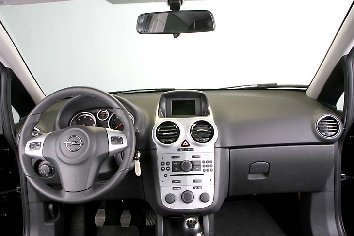 Buen acabado y mejores materiales en el interior.