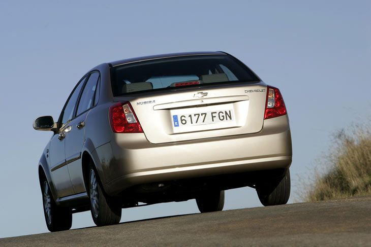 Chevrolet Nubira 4 puertas y SW