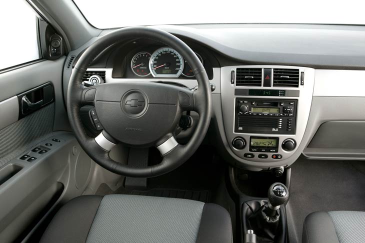 Chevrolet Nubira 4 puertas y SW