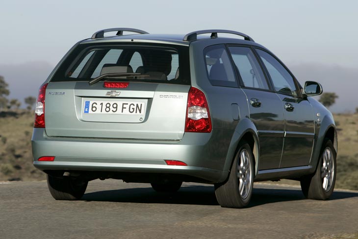 Chevrolet Nubira 4 puertas y SW