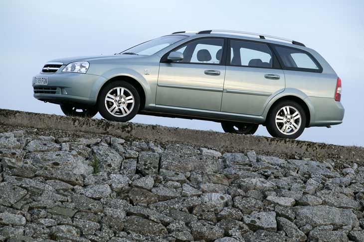 Chevrolet Nubira 4 puertas y SW