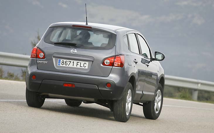 Muy directo y aplomado de reacciones.