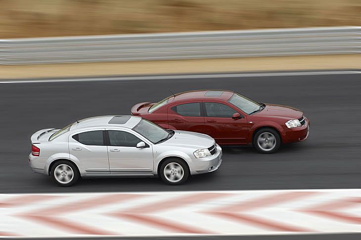 El Avenger vendrá a nuestro mercado con dos motores, un gasolina y un turbodiesel