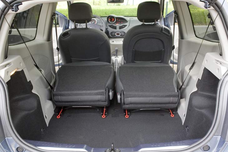 El nuevo Twingo resulta increiblemente amplio y luminoso, algo de agradecer por quien tenga que pasar largas horas en su interior