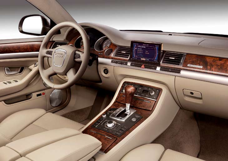 Audi A8L