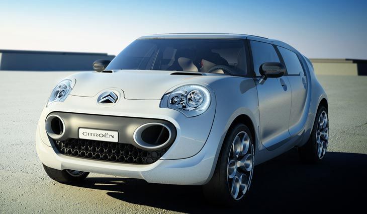 Con este concept car, ingenioso, Citroën desarrolla una berlina ecológica y lúdica.