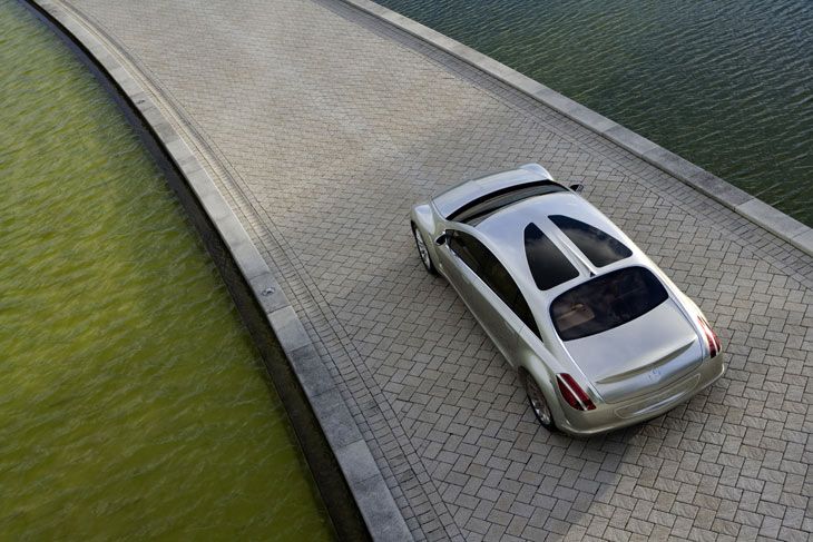 Mercedes F 700