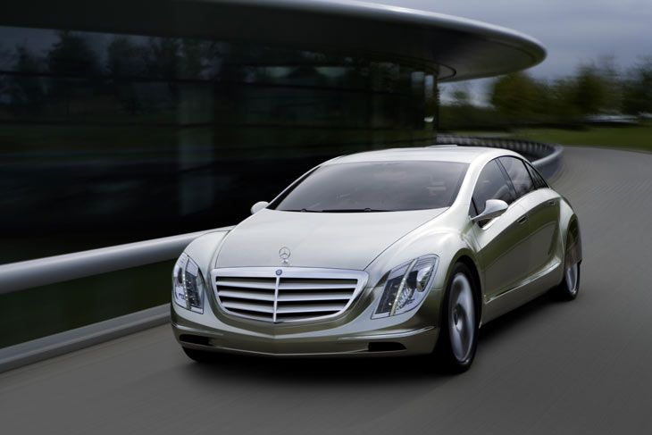 Mercedes F 700
