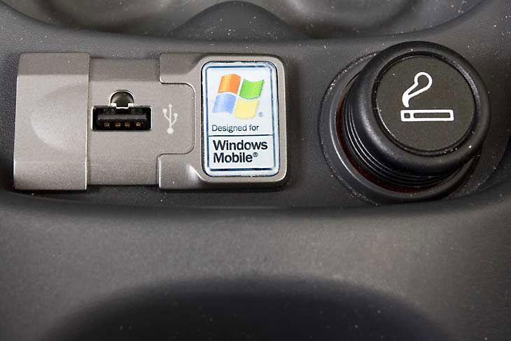 Pese a su condición de 'remember', el 500 incorpora elementos y utilidades muy propias de nuestros tiempos.