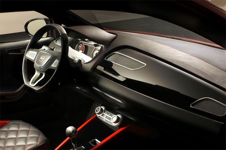 Interior del Seat SportCoupe Bocanegra, el nuevo Ibiza.
