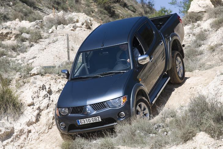Mitsubishi L200 2.5 DI - D Intense.
