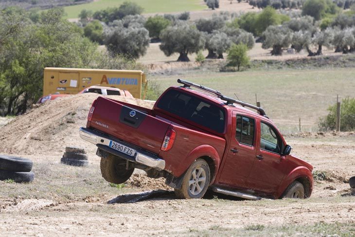 Nissan Navara 2.5 dCi SE.