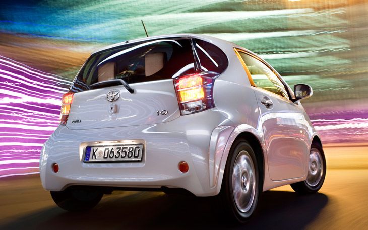 DGA Deflettori D'aria Per Finestrini – Compatibili Con Toyota IQ 5 Porte (2009+), Acrilico Fumé, Montaggio In Guida