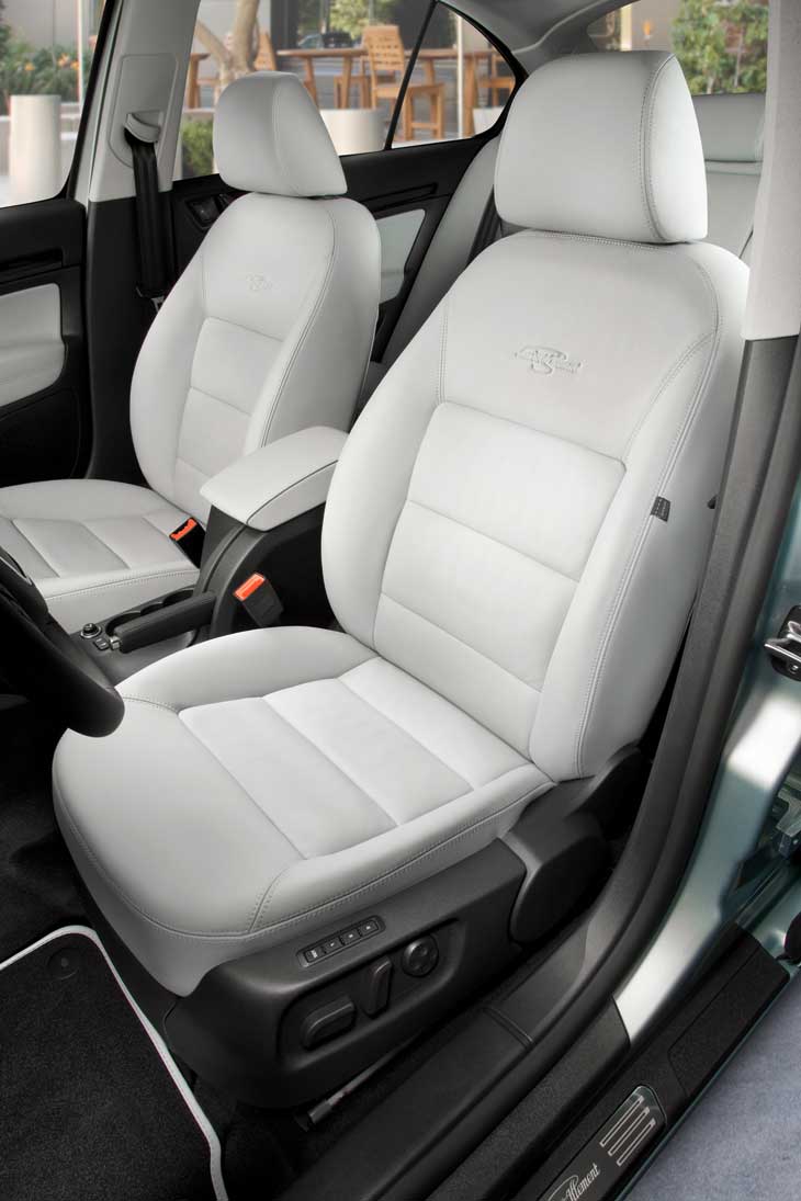 La ergonomía de los asientos ha sido rediseñada.