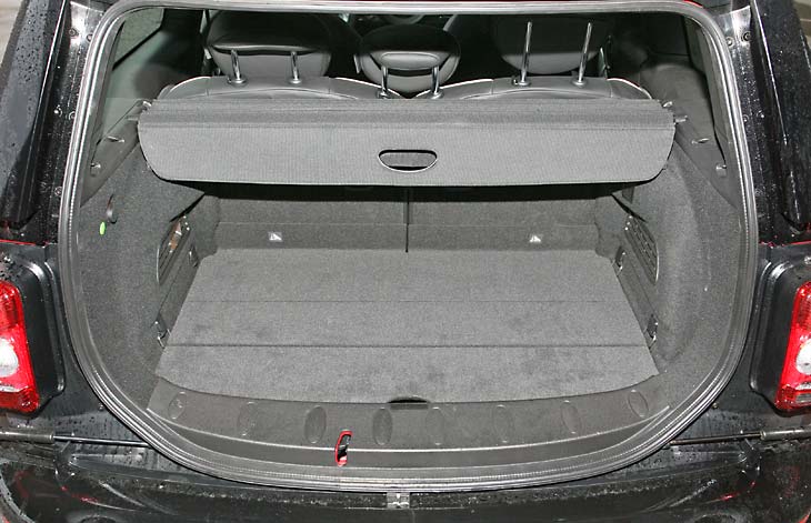 Maletero de mayor capacidad que en la versión corta.