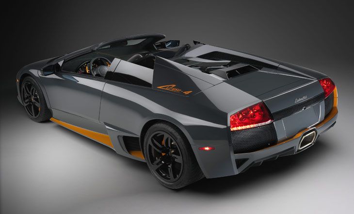 Lamborghini Murciélago LP 650-4 Roadster: una cubierta transparente deja visible el motor V12.