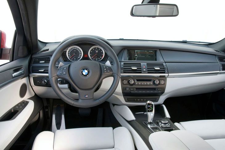 Calidad en los acabados del habitáculo de BMW X5 M y X6 M.