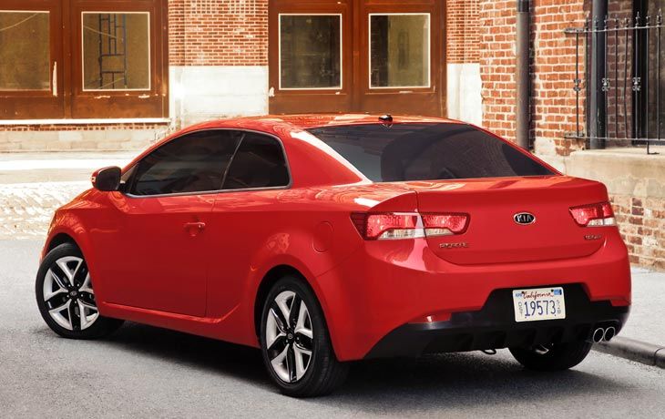 El Kia Forte Koup muestra una tendencia hacia la deportividad en la marca coreana.