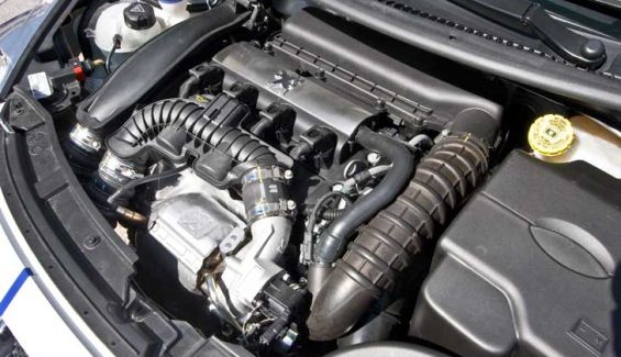 El motor es de serie y la centralita electrónica está precintada para que nadie pueda tocarla.