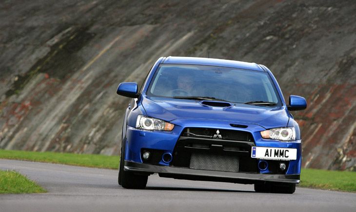 Diversión y deportividad, dos de los atributos del Mitsubishi Lancer Evo X FQ-400.