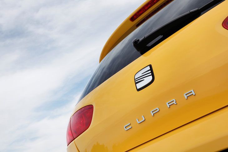 La luneta trasera del Seat León Cupra gana tamaño con respecto a su predecesor.