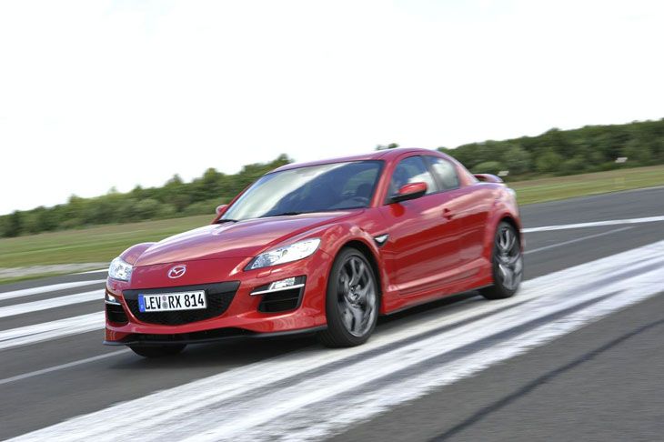 El Mazda RX-8 2010 seguirá contando con el motor rotativo de 231 CV.