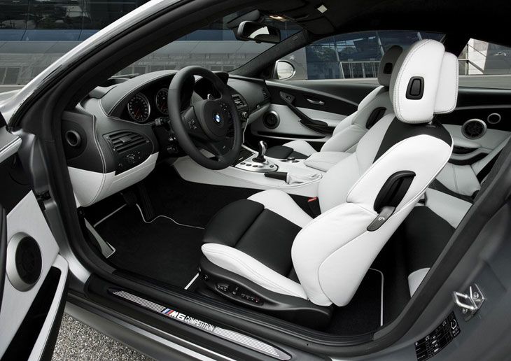 BMW M6 Competition Special Edition, cuero en dos tonos para el interior.