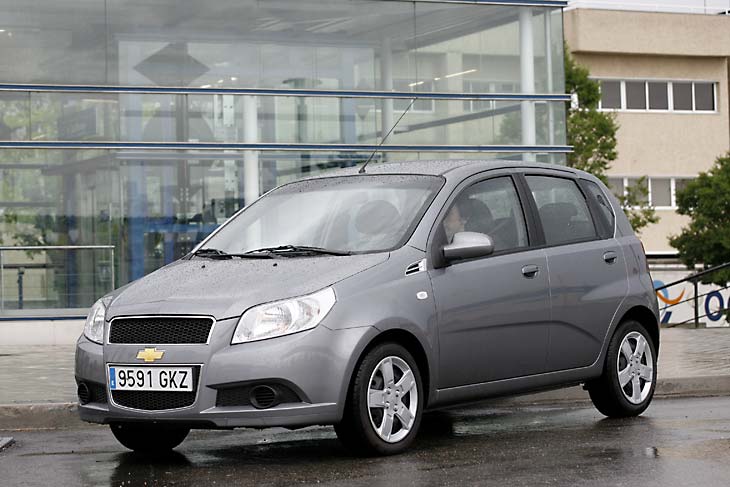 Chevrolet Aveo 1.2 GLP, impulsado por gasolina y por gas licuado del petróleo (GLP)