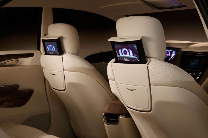 Cadillac XTS Platinum Concept.