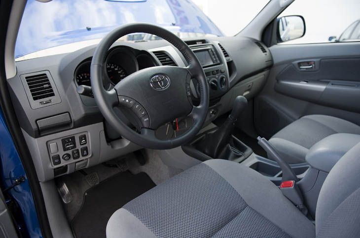 Toyota Hilux 2010: más potente, idéntico consumo.